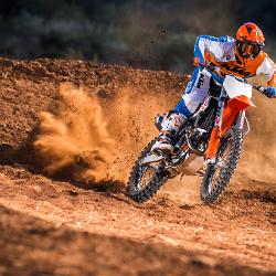 KTM 250 SX-F MY 2017 Action 02